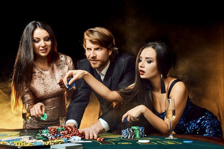 Rolling Slots Casino Welcome Bonus