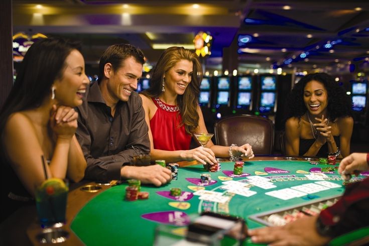 Rolling Slots Casino Live Casino